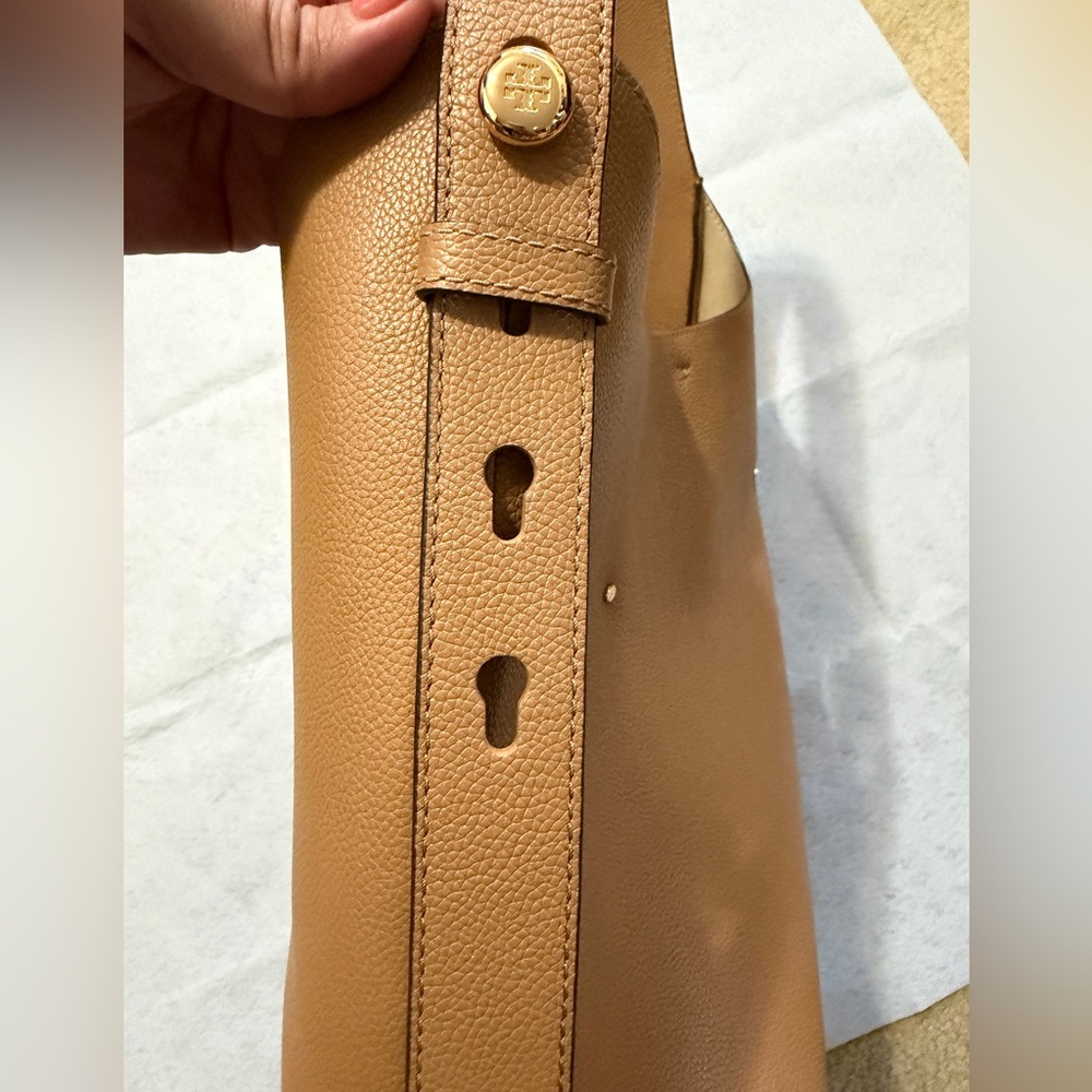 Tory Burch Romy Hobo Bag in Tiramisu - Picture 4 of 9